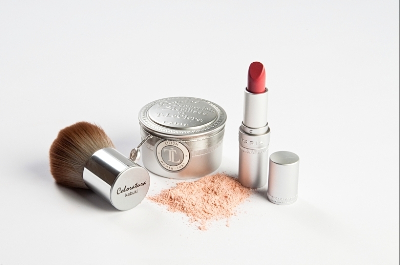 1_Commercial-Product